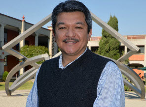 Dr. Erick Bandala Gonzalez